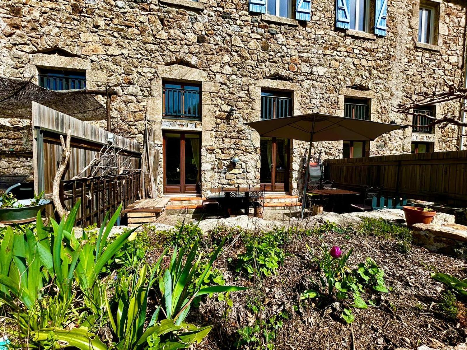 Rives De Bourges Apartamento Burzet Exterior foto