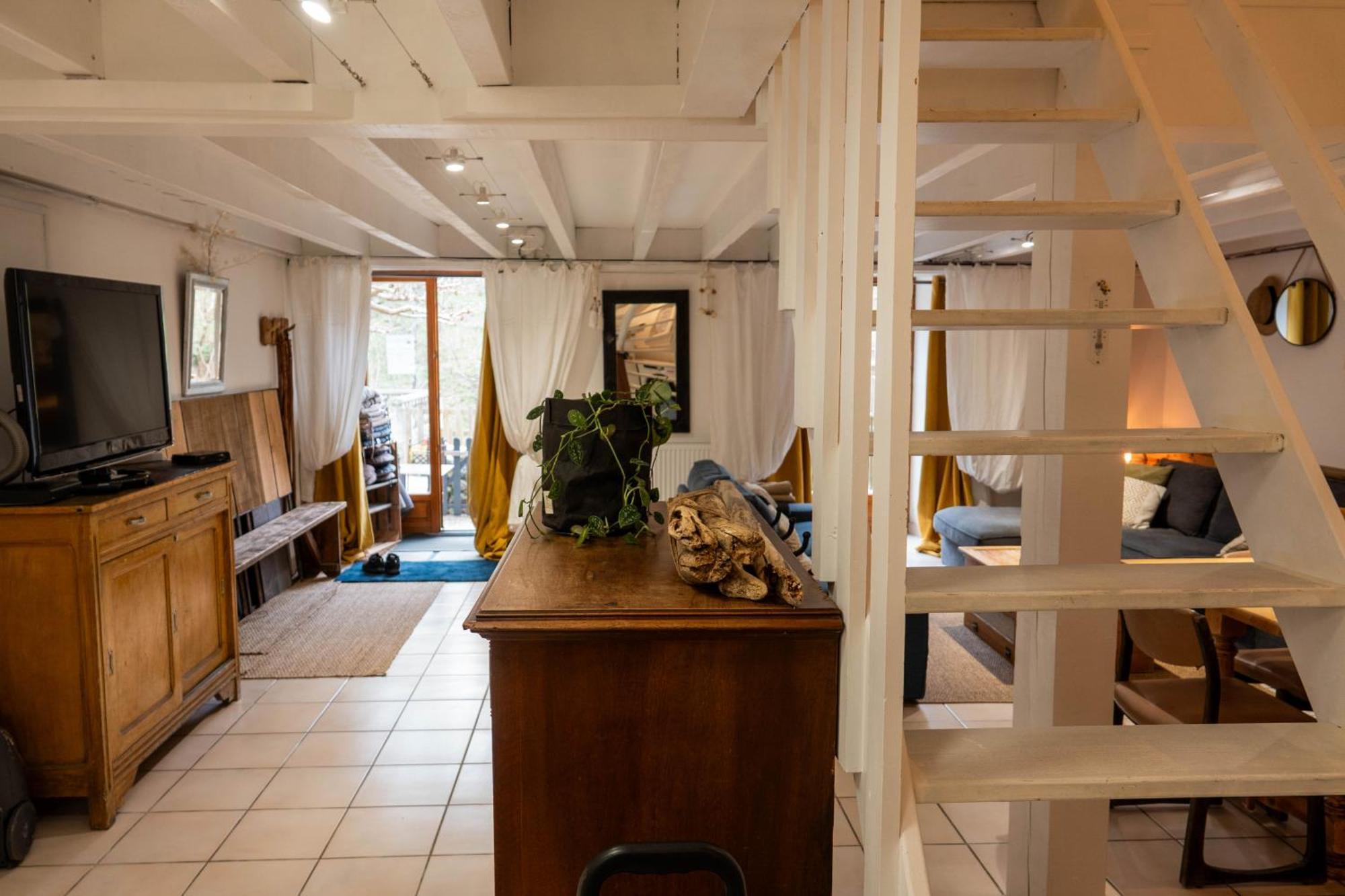 Rives De Bourges Apartamento Burzet Exterior foto